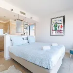 Apartmán Skyline 2-bedroom Flat With Epic Views - Roi Chevalier