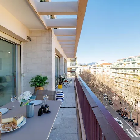 Skyline 2-bedroom Flat With Epic Views - Roi Chevalier Apartmán Antibes