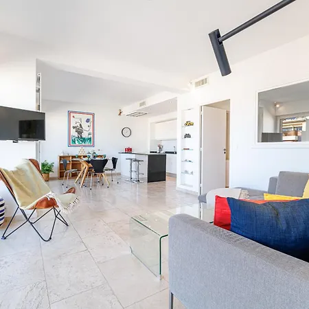 Skyline 2-bedroom Flat With Epic Views - Roi Chevalier Apartment Antibes